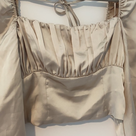 Top - Picture 4 of 5